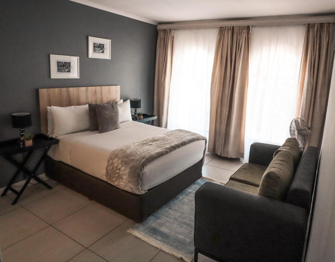 Menlyn Maine: The Exquisite Lunette Pretoria-Noord 外观 照片